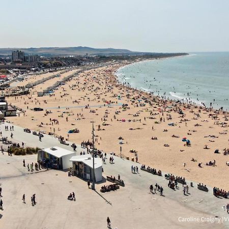 Ferienwohnung Le Logis De La Marina Calais Exterior foto