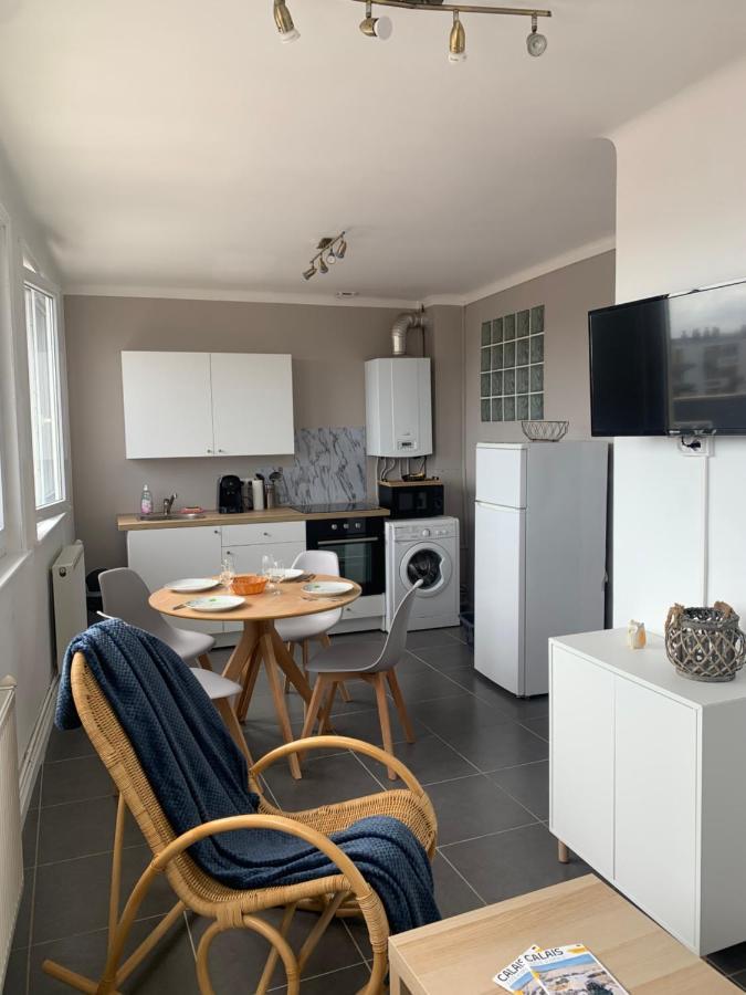 Ferienwohnung Le Logis De La Marina Calais Exterior foto